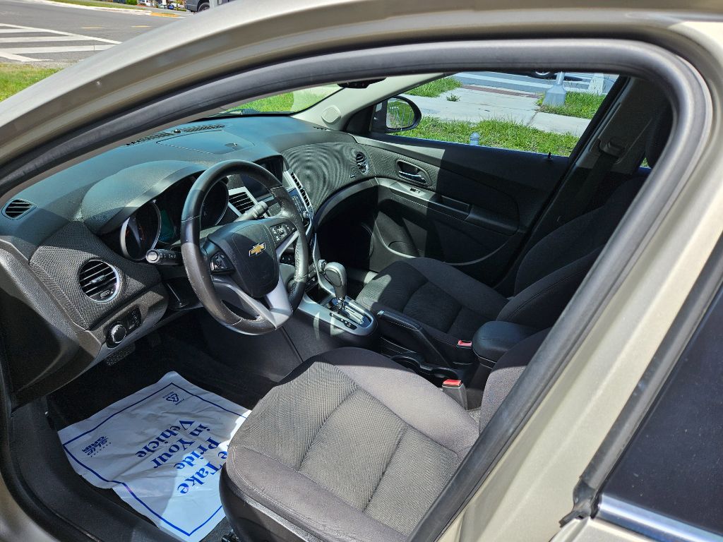 2013 Chevrolet Cruze 1LT - Photo 6