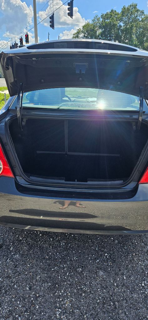 2016 Chevrolet Sonic LS - Photo 6